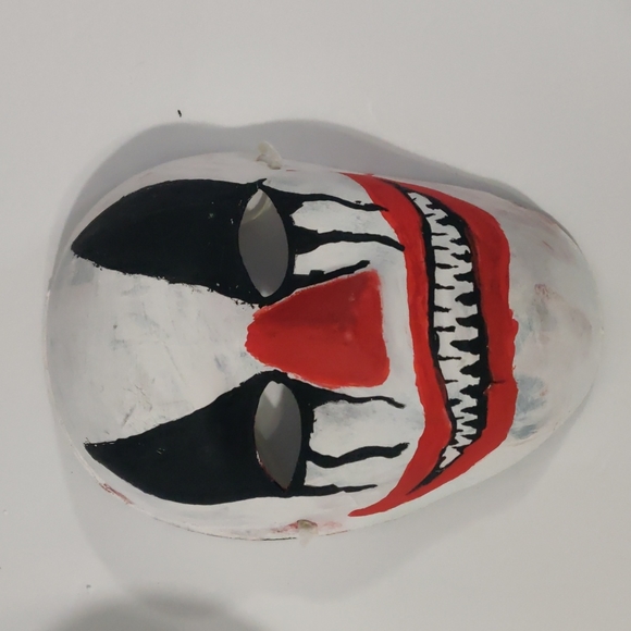 Hand painted OOAK creepy clown mask - Picture 2 of 2